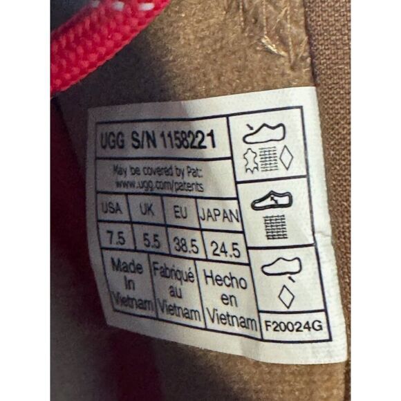 UGG Brecken Insulated Hiker Boots Women 7.5 Waterproof Shearling Winter Snow - Picture 9 of 9